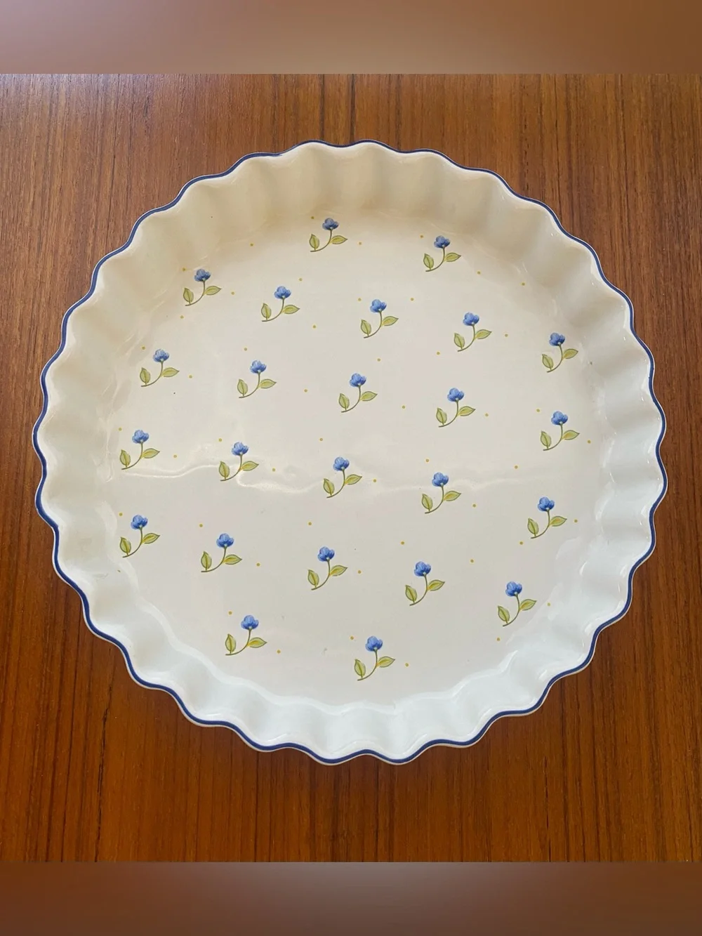 Vintage Ulster Ceramics Scalloped Ceramic Tart Dish with Dainty Floral Pattern